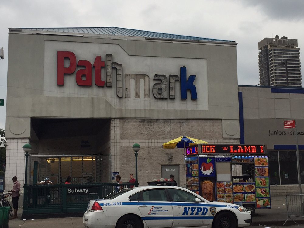 Pathmark Pharmacy of Harlem Drugstores 160 E 125th St, East Harlem