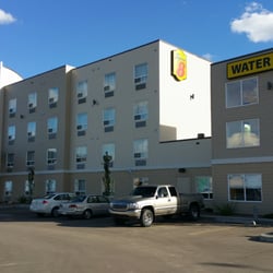 Super 8 Hotel Hotels 4351 41st Avenue Lloydminster Sk Phone Photo Of Super 8 Hotel Lloydminster Sk Canada They Have A Waterslide