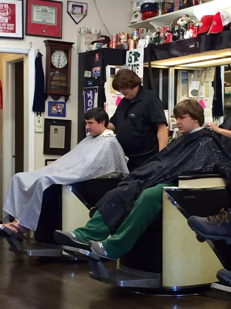 Thomas Barber Shop 23 Reviews Barbers 1268 W Paces Ferry Rd NW