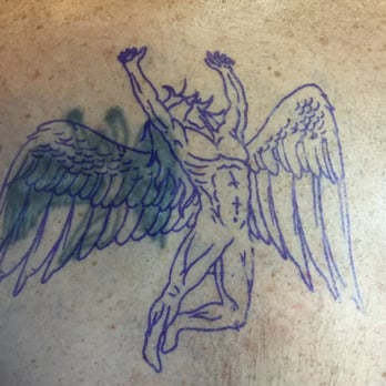 chronic tattoo 88 photos u0026 172 reviews tattoo 1253 garnet chronic tattoo 88 photos u0026 172 reviews tattoo 1253 garnet