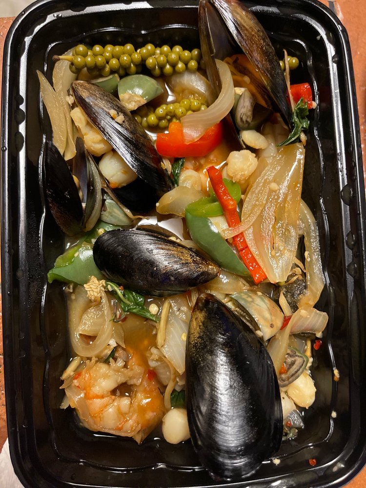 Naha Thai Restaurant