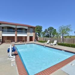 Americas Best Value Inn Hotels 2436 Hwy 71 S Columbus Tx Photo Of Americas Best Value Inn Columbus Tx United States