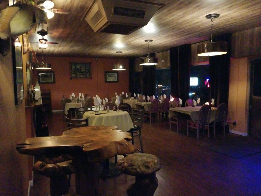 Hitching Post Steakhouse CLOSED Steakhouses 2345 N Apache Trl