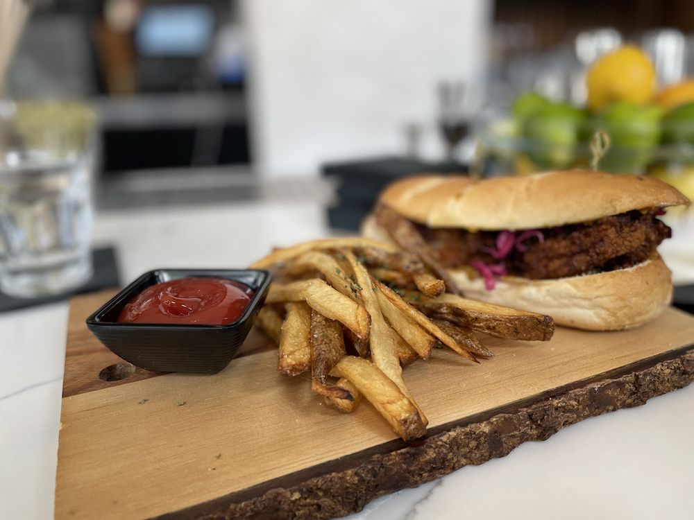 Mushin Sports Lounge