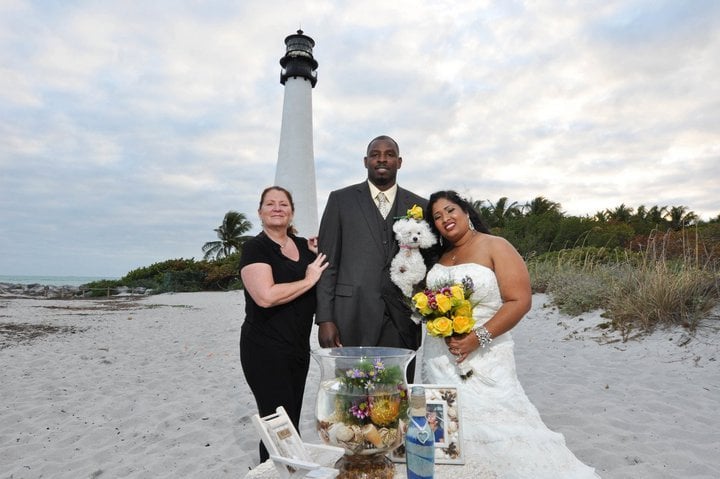New Years Eve Wedding Bill Baggs Cape Florida State Park With Photo Of Barefoot To Elegant Wedding Officiants Homestead Fl United States New