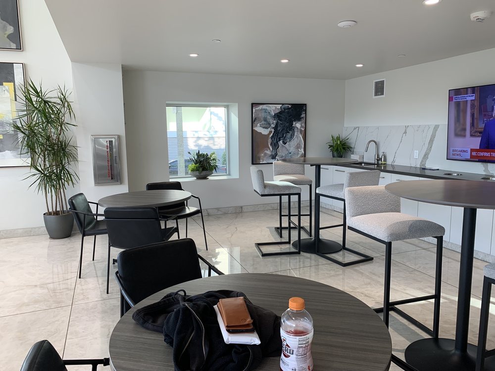 Jim Falk Lexus of Beverly Hills