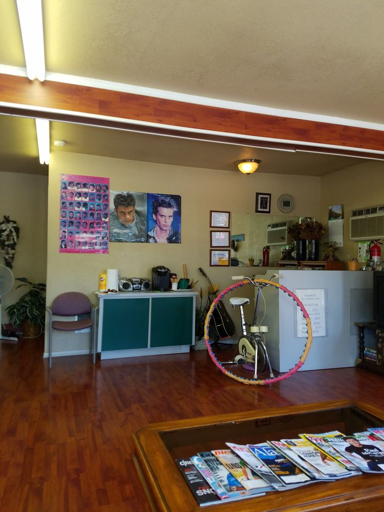 Kim's Barber Shop BAHIA HAHA