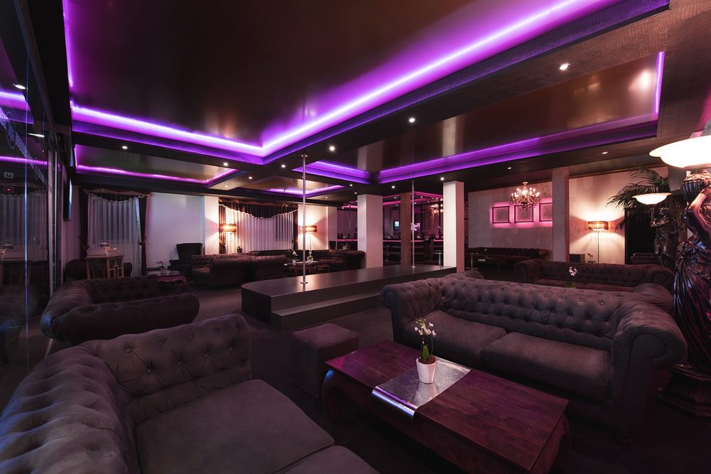 Fkk sauna club mainhattan frankfurt am main