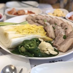 Hanuri Korean Restaurant 187 Photos 74 Reviews 12942 Photo Of Hanuri Korean Restaurant Garden Grove Ca United States Pork