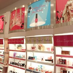 Dashing Diva Closed 13 Photos 133 Reviews Nail Salons 41 E Photo Of Dashing Diva New York Ny United States