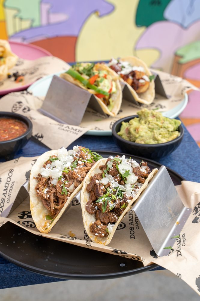 Dos Amigos Cantina