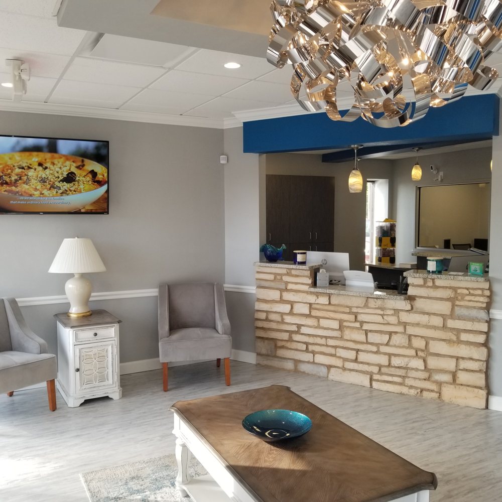 image of business Mathis Dental