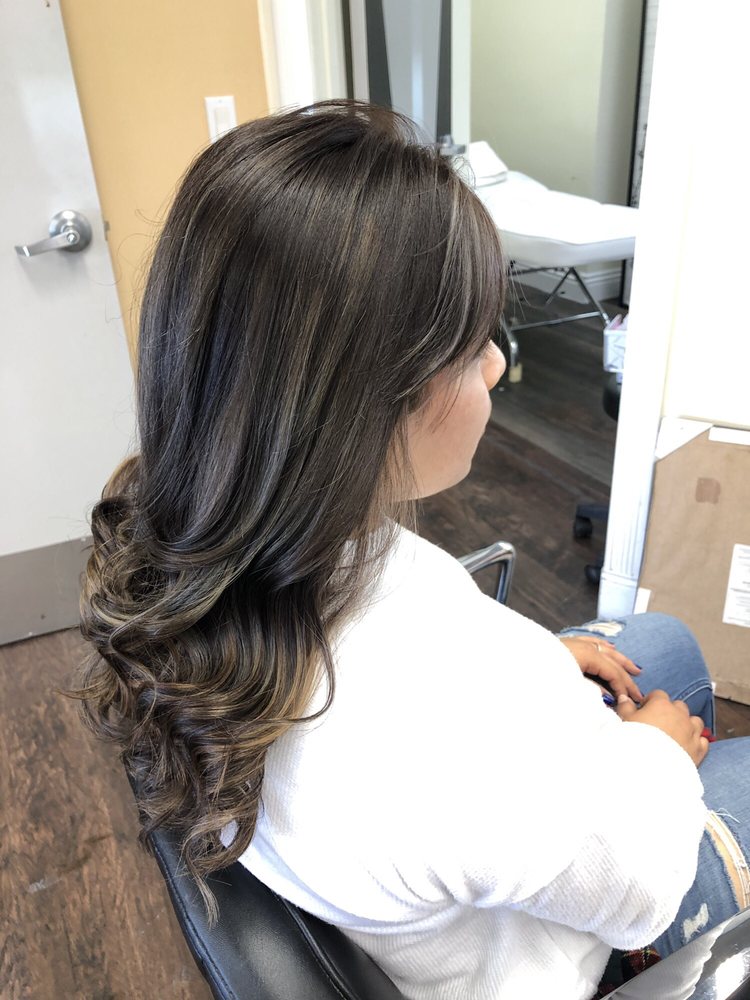 Ultimate Hair And Nails 513 Photos 241 Reviews Stylists