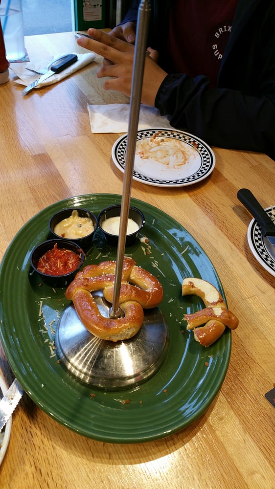 Quaker Steak & Lube
