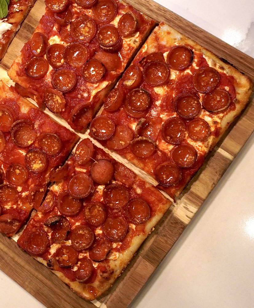 Mimi’s Pizza