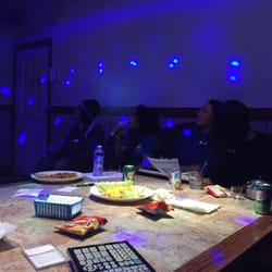 Hangbok - Happy Karaoke - Atlanta, GA, United States. Singing with friends is fun in the private rooms with a sofa and table! Fits about 12 comfortably.