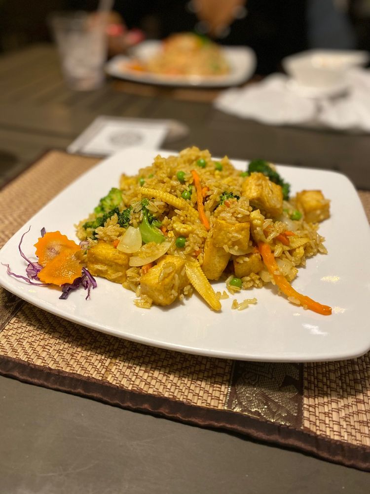 Simply Thai and Sushi Bar