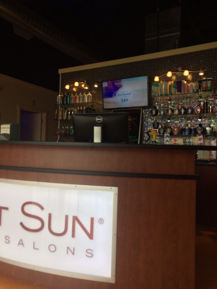 Desert Sun Tan Tanning 100 Triangle Center, Longview, WA Phone