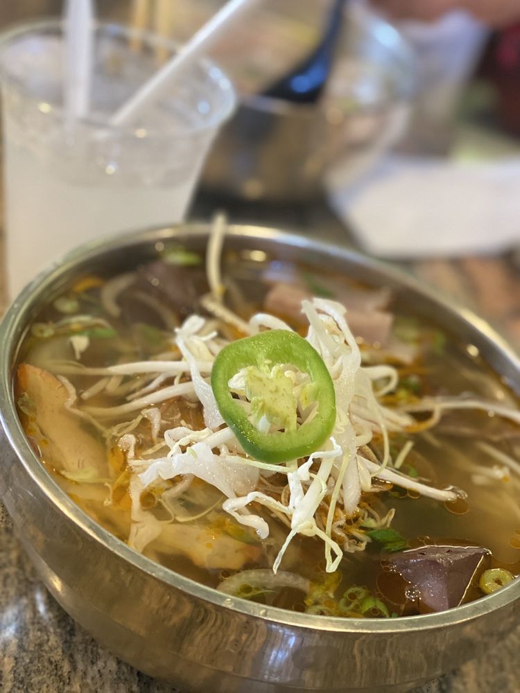 Pho Ao Sen