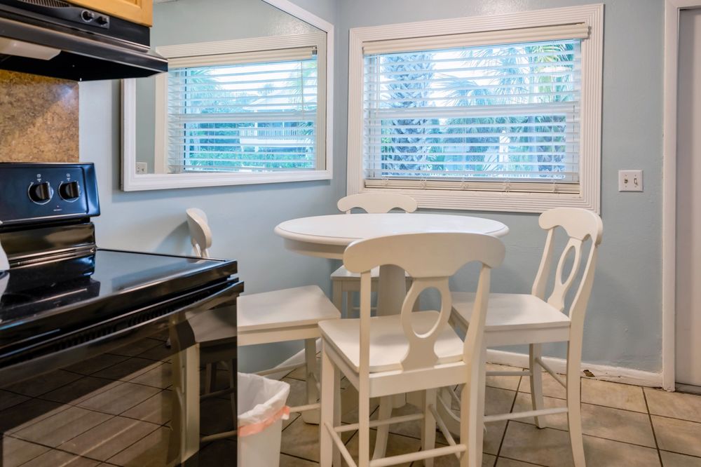 White Sands Beach Resort - Gulf Front - Anna Maria Island