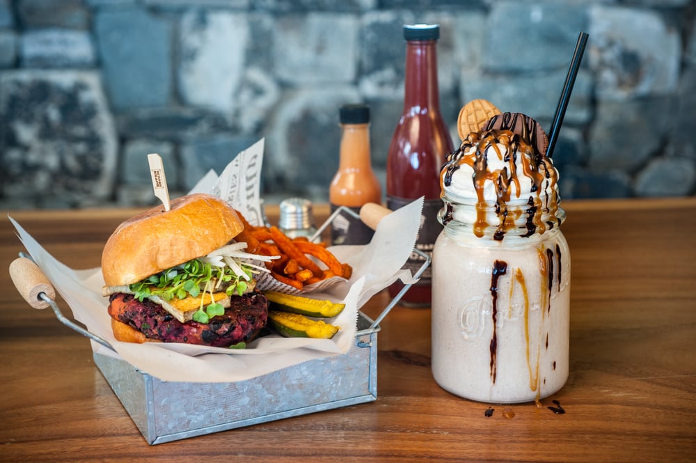 Burger Shack 229 Photos & 162 Reviews Burgers One Ritzcarlton Dr