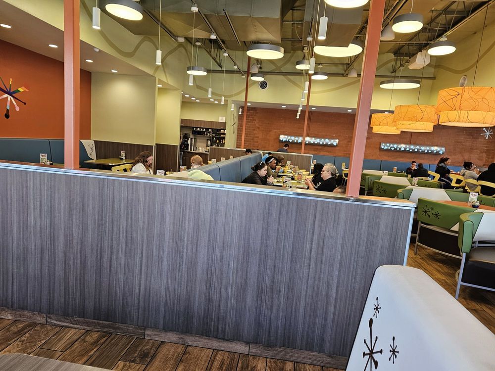 Snooze, an A.M. Eatery