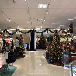 Von Maur Dresses for Juniors