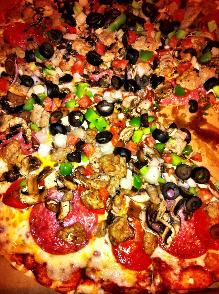 Round Table Pizza 130 Photos & 189 Reviews Pizza 1020 Keolu Dr