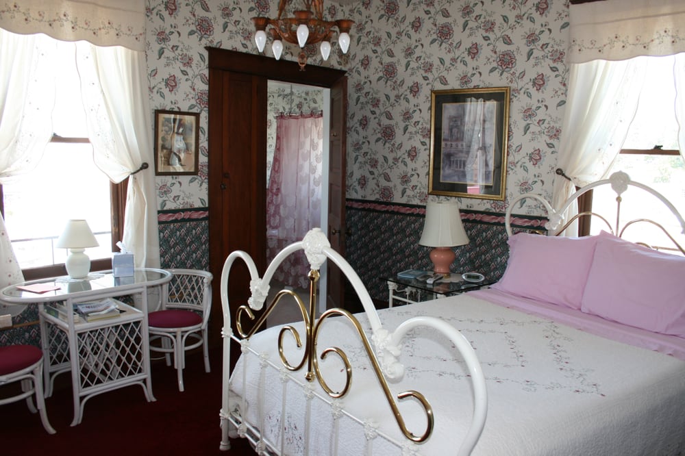 Franklin St Station Bed & Breakfast - Bed & Breakfast - 1140 Franklin