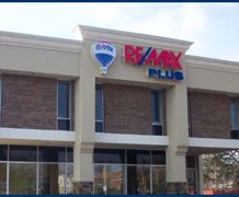 RE/MAX Plus East
