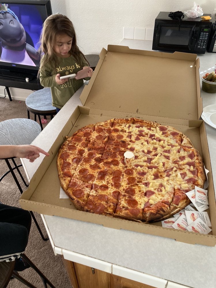 Tony's Pizza