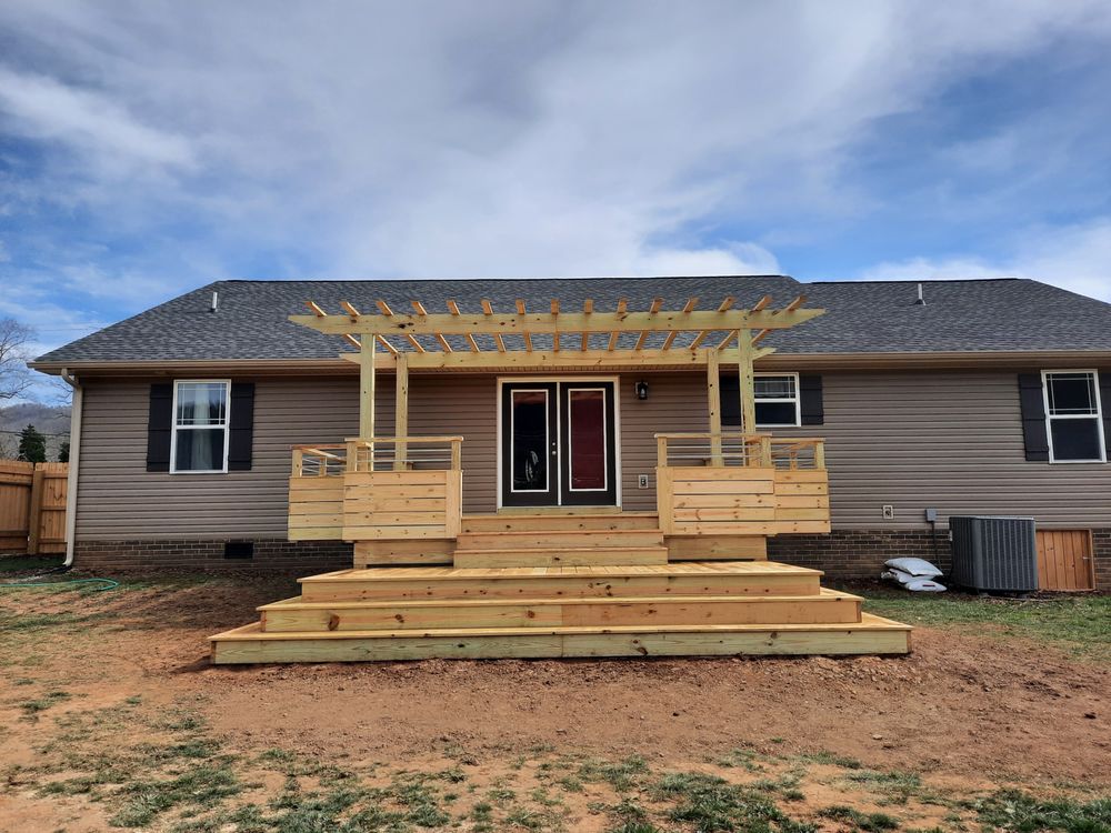 Full Throttle Fence & Deck