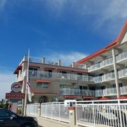 Montreal Beach Resort 30 Photos 39 Reviews Hotels 1025 Why Don Photo Of Montreal Beach Resort Cape May Nj United States