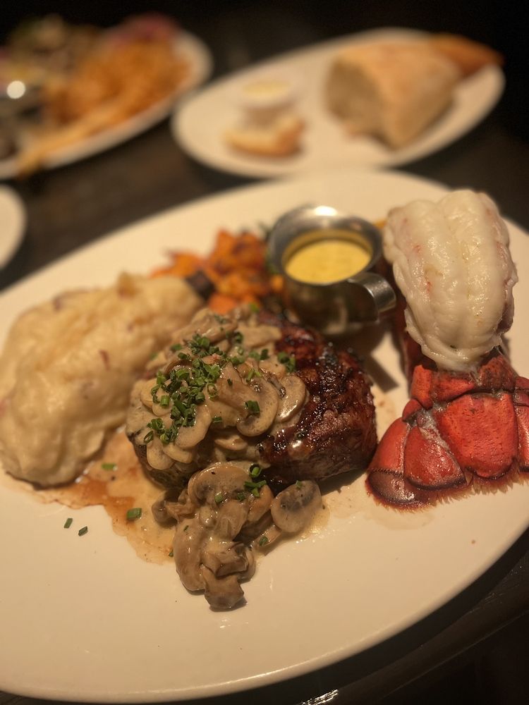 The Keg Steakhouse + Bar
