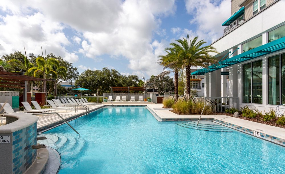 50 Paramount Apartment Homes