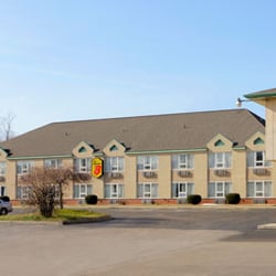 Super 8 Stevensville 11 Photos Hotels 4290 Red Arrow Hwy Photo Of Super 8 Stevensville Mi United States