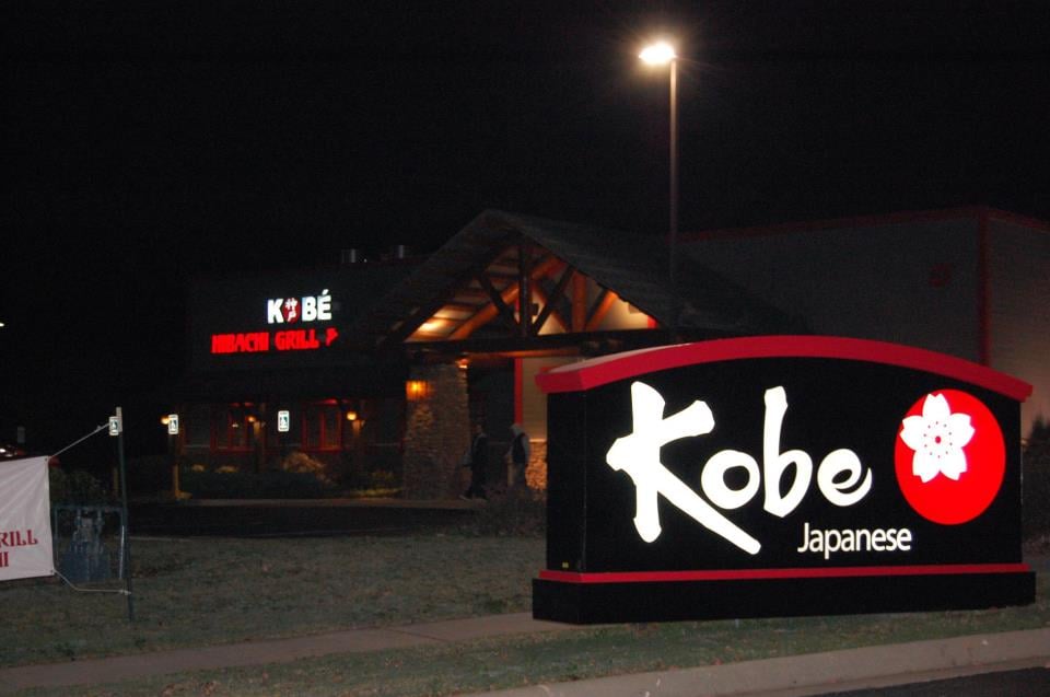 Kobe Hibachi Grill and Sushi 18 Reviews Japanese 643 E Van Asche