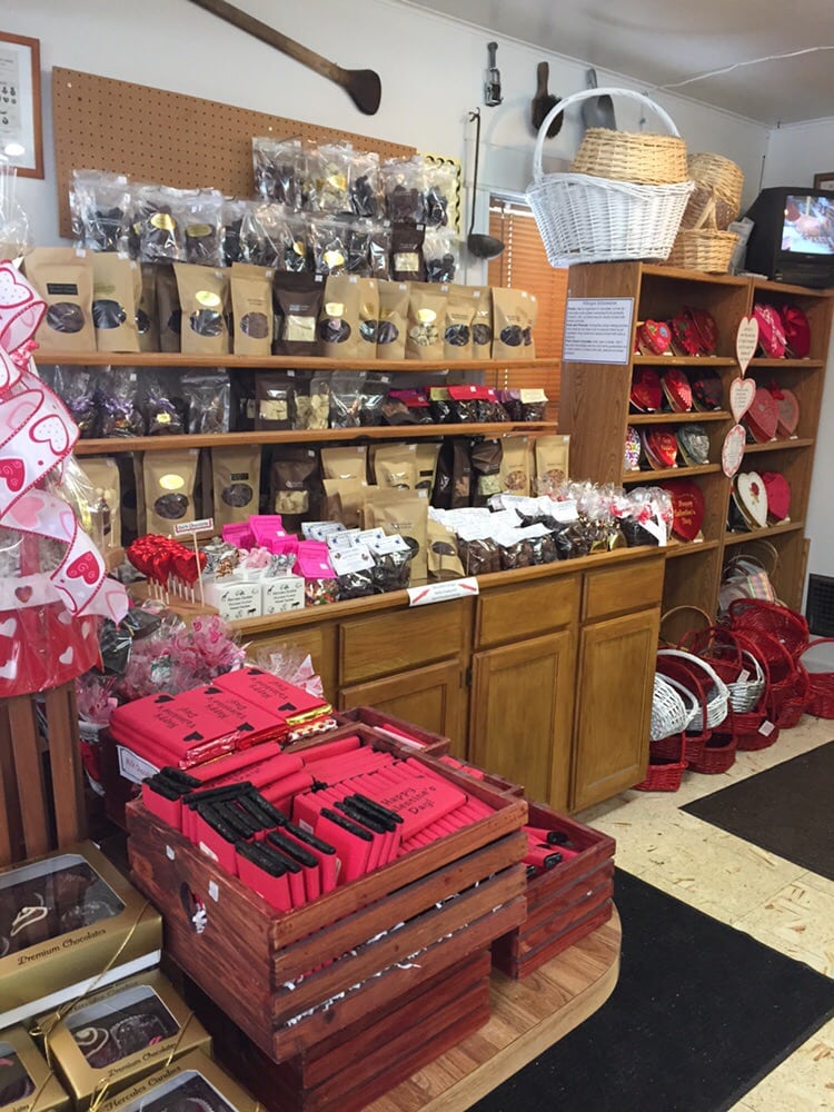 Hercules Candy 24 Photos Candy Stores 209 W Heman St, East Syracuse, NY Phone Number Yelp