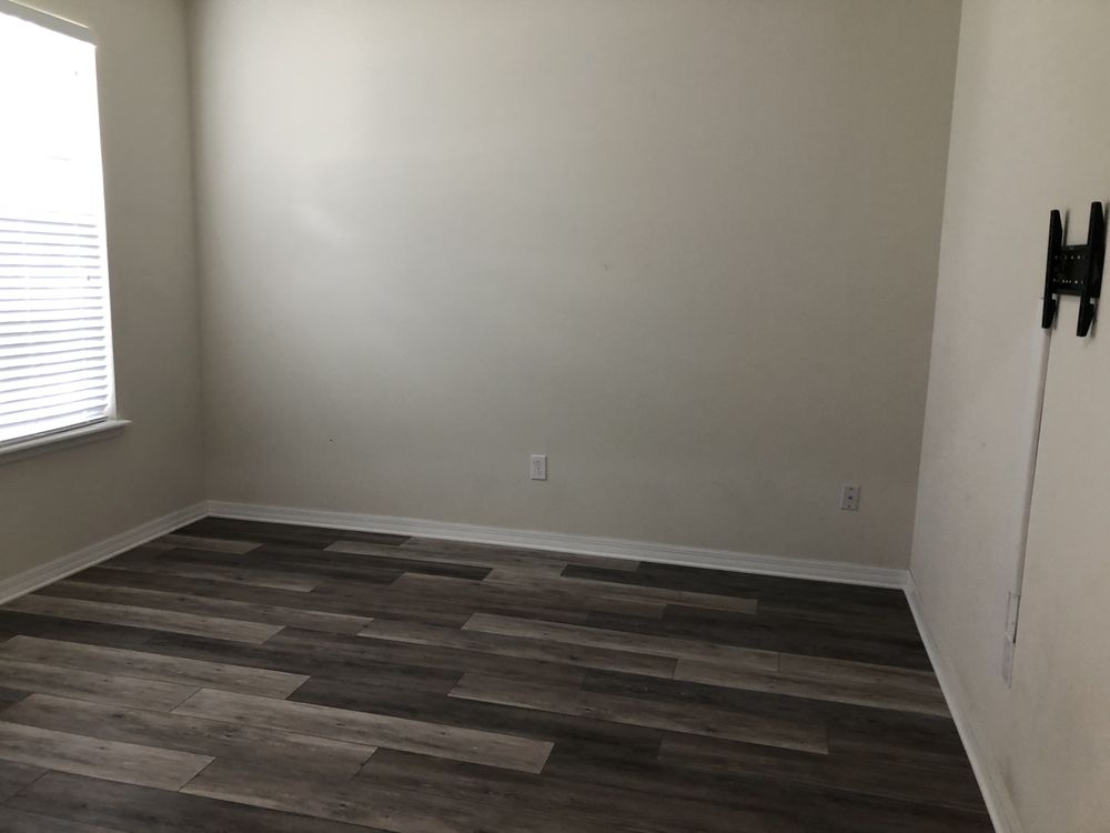 image of business Integrity Laminate Flooring