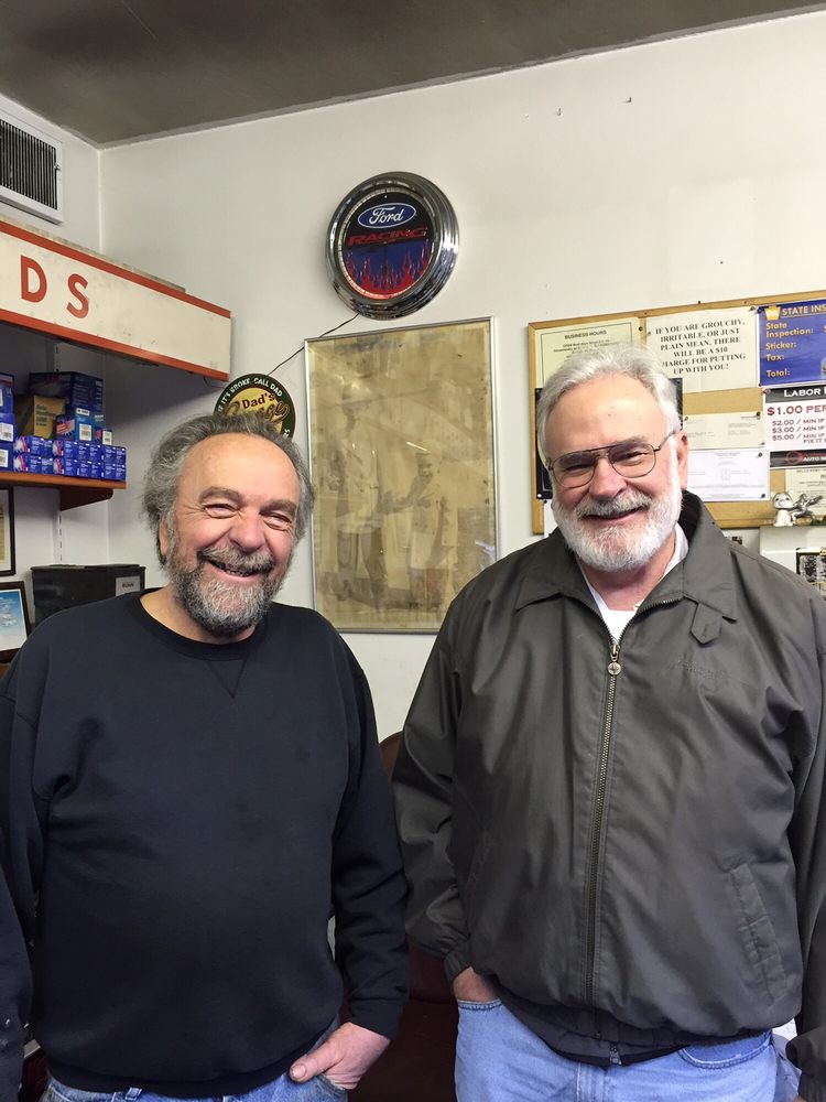 Schneck Brothers' Auto
