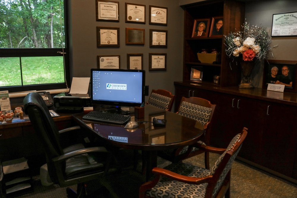 image of business Creekview Dental
