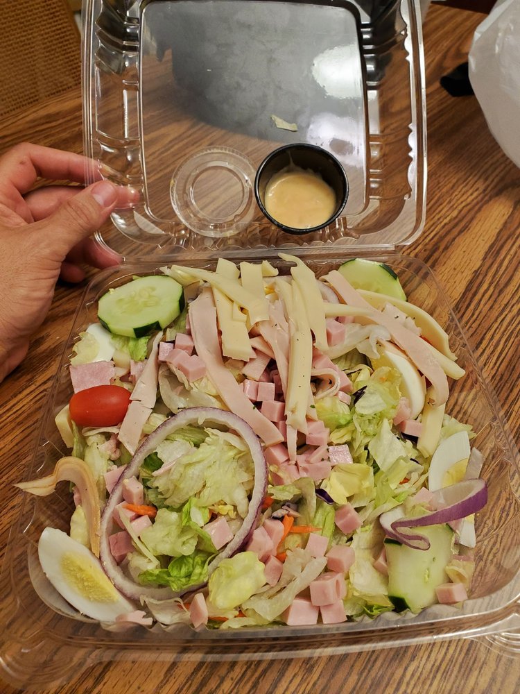 Joey D's Chicago Style Eatery & Pizzeria