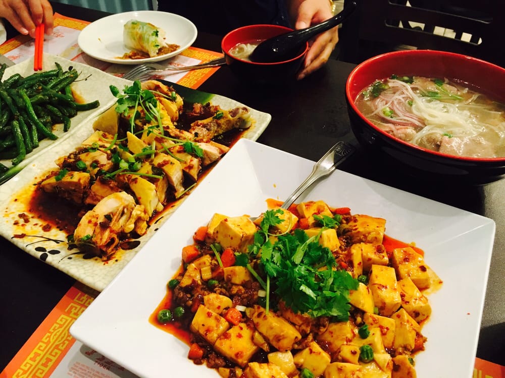 Sister Noodle House 80 Photos & 111 Reviews Vietnamese 2502 N