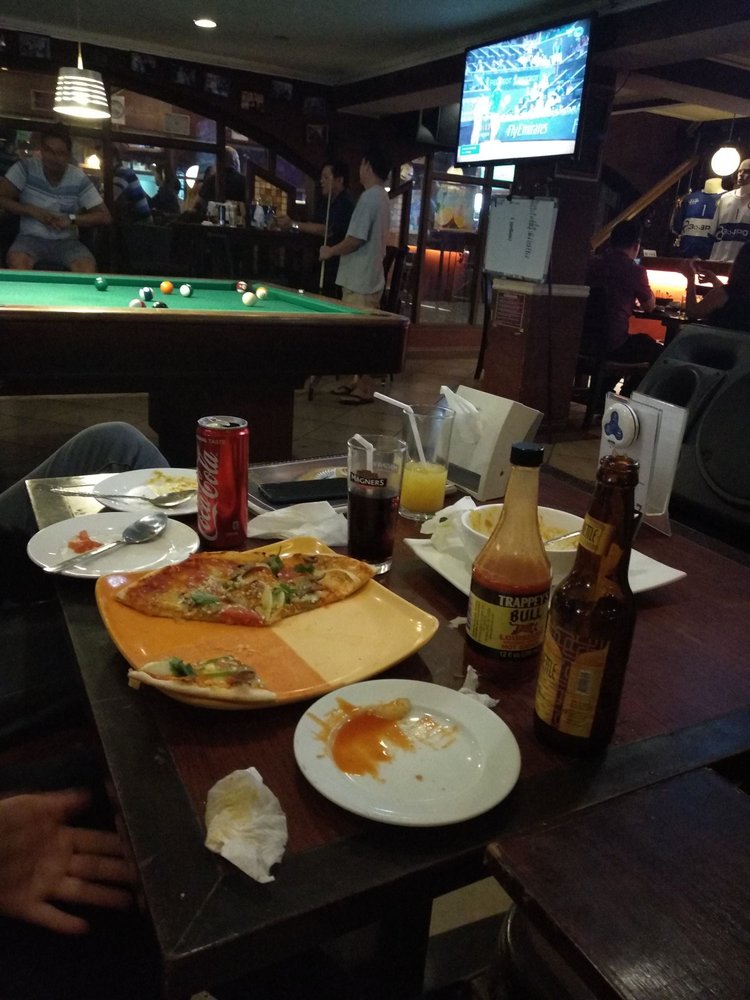 H&J Sports Bar and Restaurant Makati Sports Bars 5081 Felipe Street