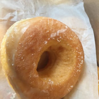 sip n dip donuts hours