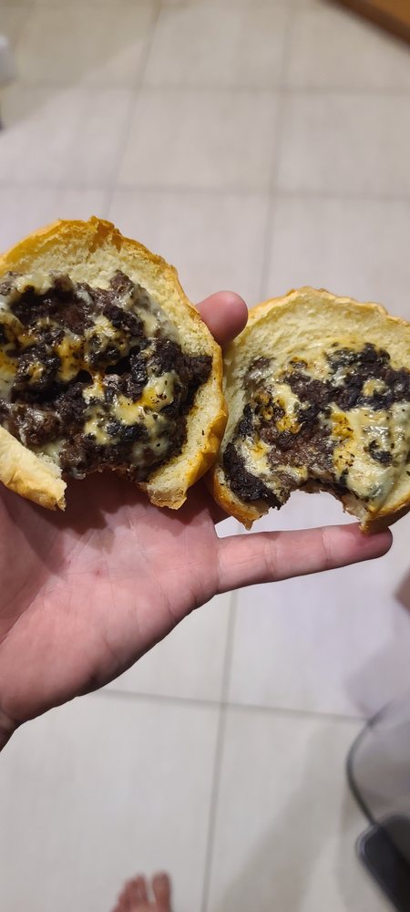 MrBeast Burger