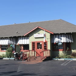 Polly S Pies Restaurant 136 Photos 206 Reviews Bakeries Photo Of Polly S Pies Restaurant Yorba Linda Ca United States