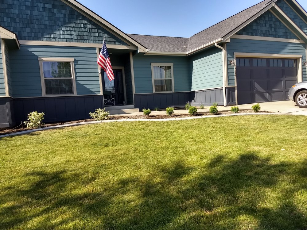 All About Landscape Design And Flowerbed Maintenance