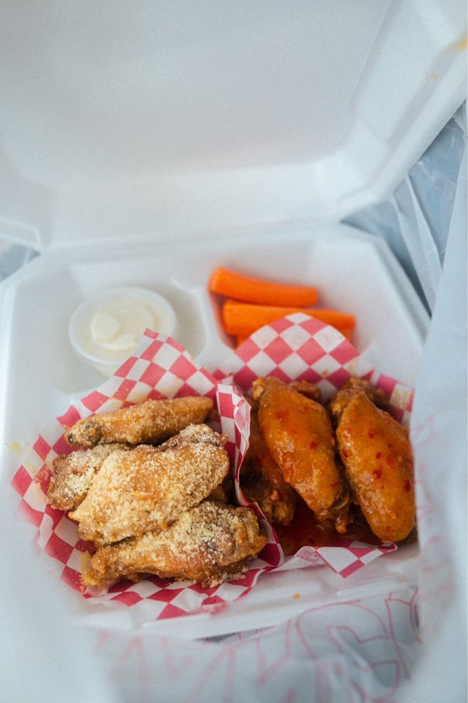 House Of Wings & Boba Drinks