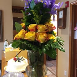 Manny S Flower 10 Photos Florists 2465 W Whittier Blvd Photo Of Manny S Flower Montebello Ca United States Birthday Flowers For